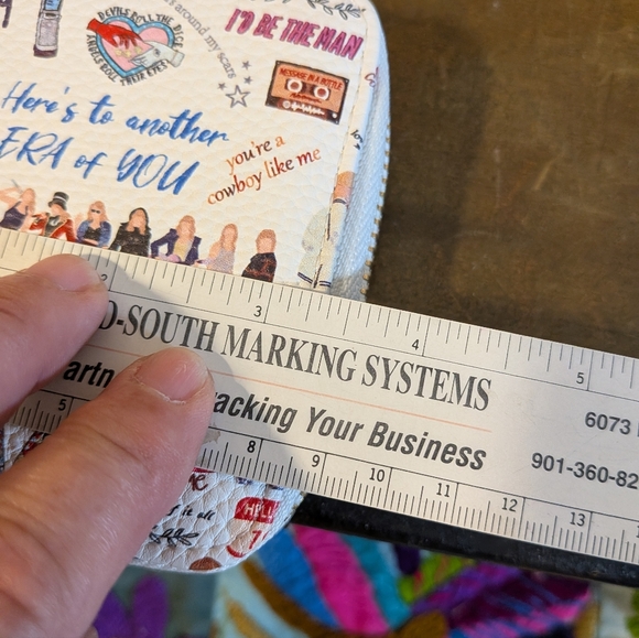 Taylor Swift 1989 Wallet - Picture 6 of 8